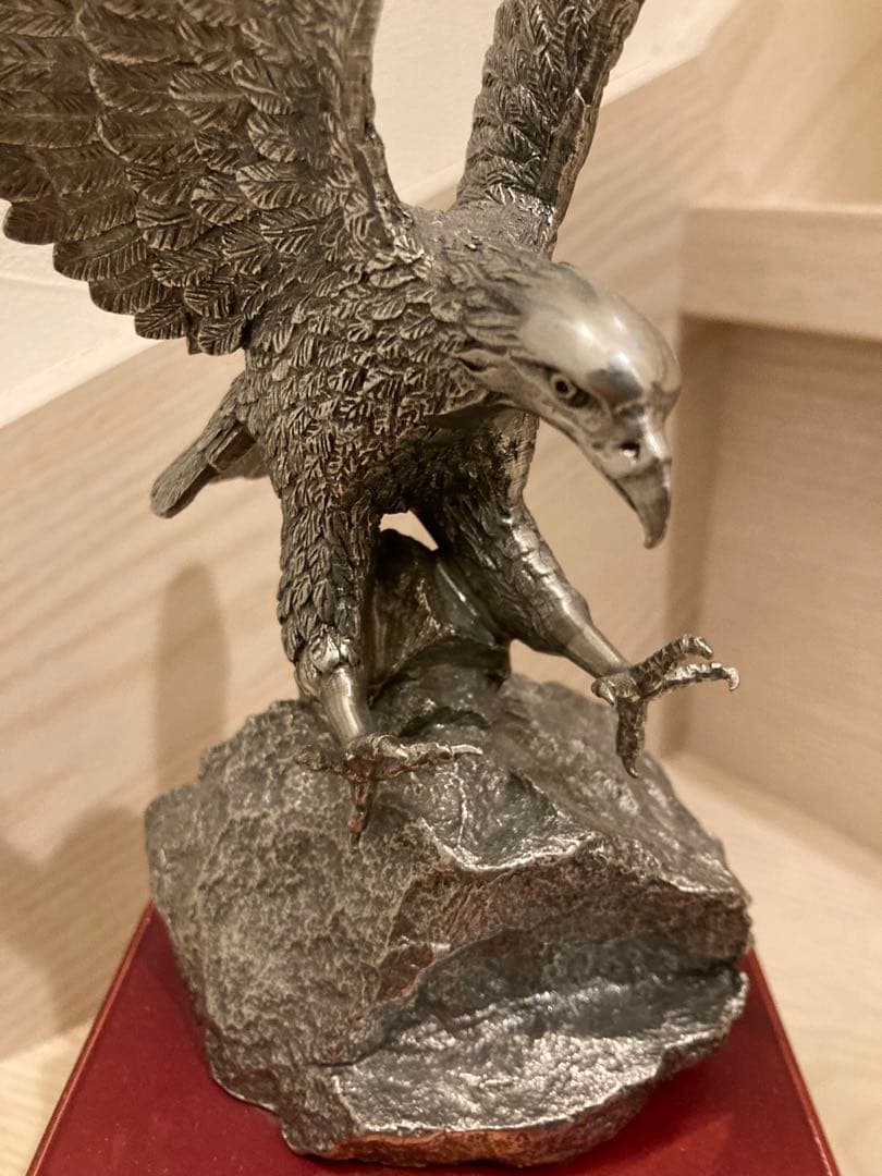 アンティーク　鷲の置物、象の花瓶　ピューター製