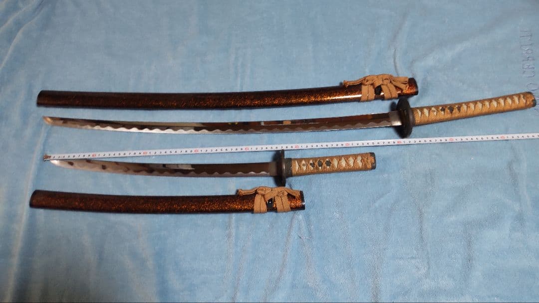 (模造刀}大刀、小刀と台座SET