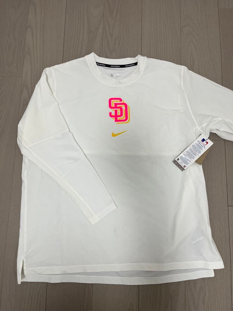 NIKE サンディエゴパドレス シティコネクト ロングスリーブシャツ