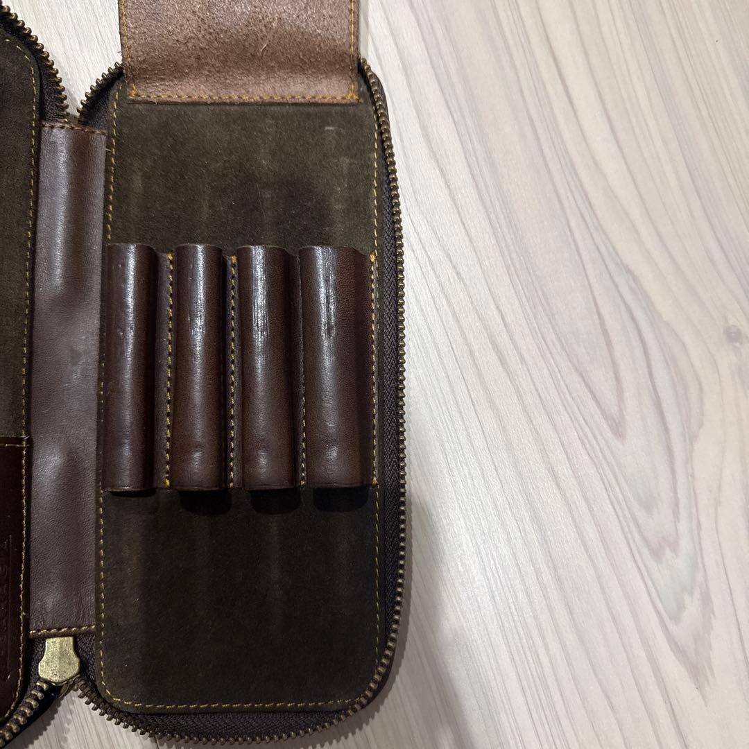 バハギア　ペンケース