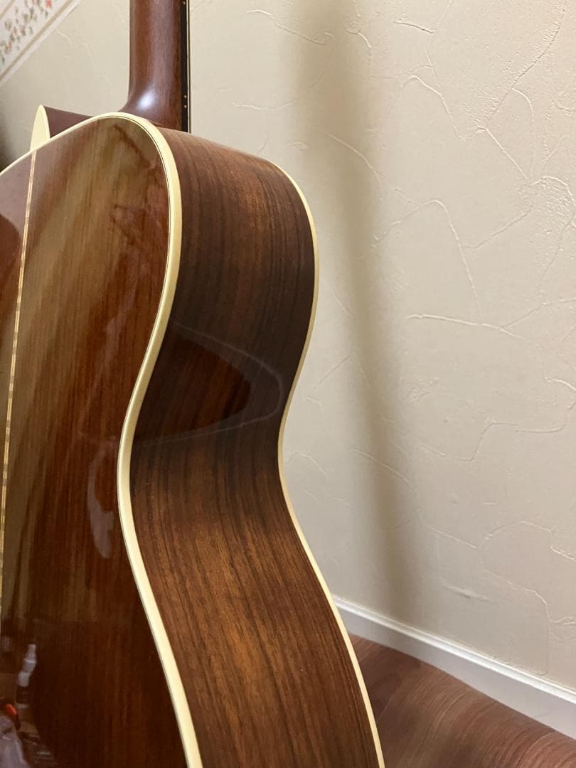 Martin OOO-28 2007年製　ケース付き