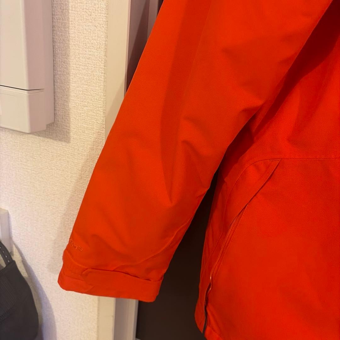 アンダーアーマー  INSULATED CORE JACKET