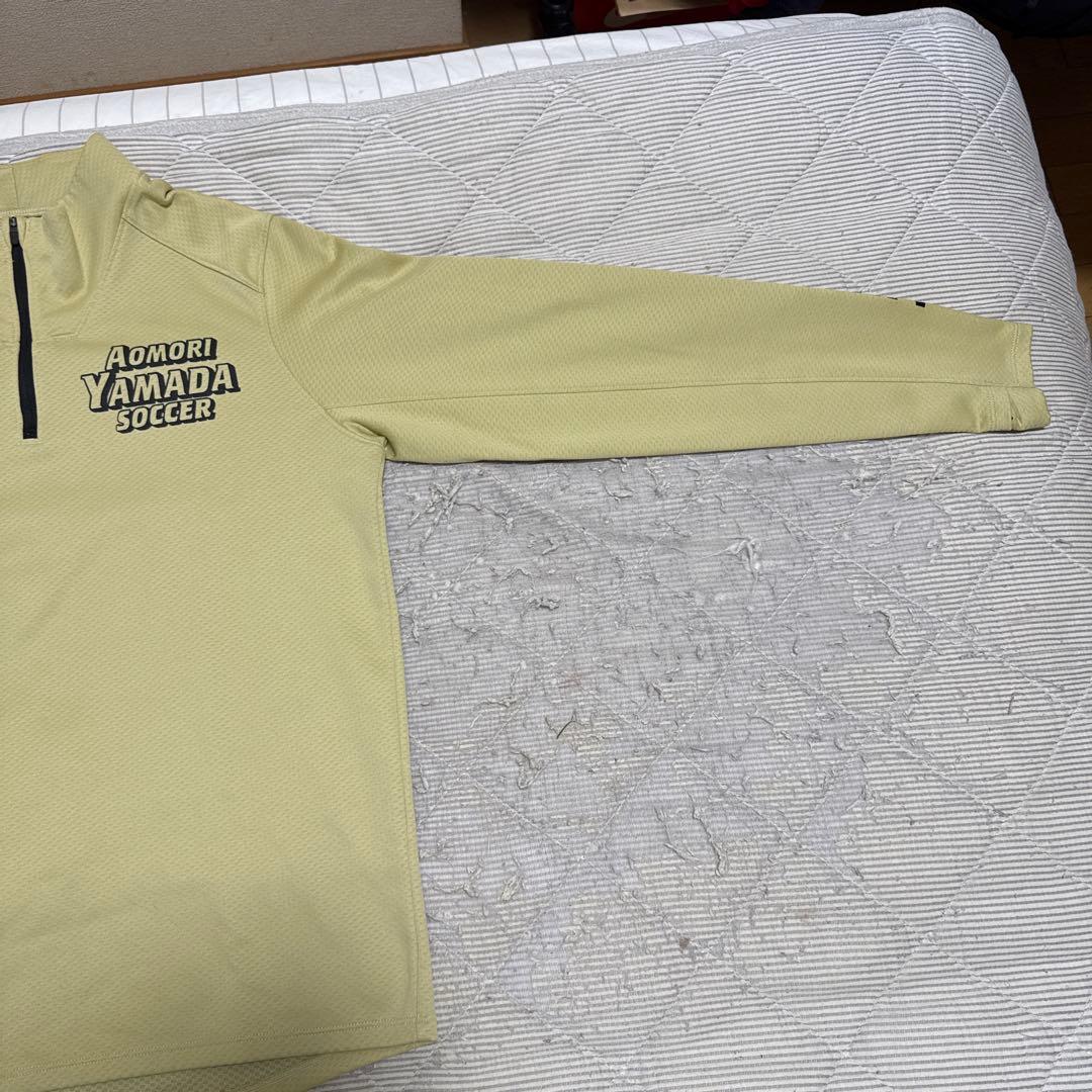 青森山田　ハーフジップ練習着