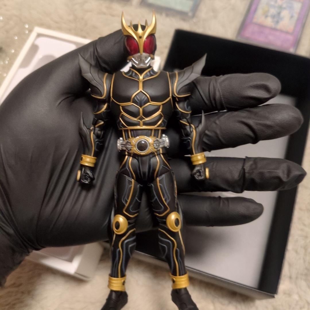 【美品】真骨彫　仮面ライダークウガ　アルティメットフォーム