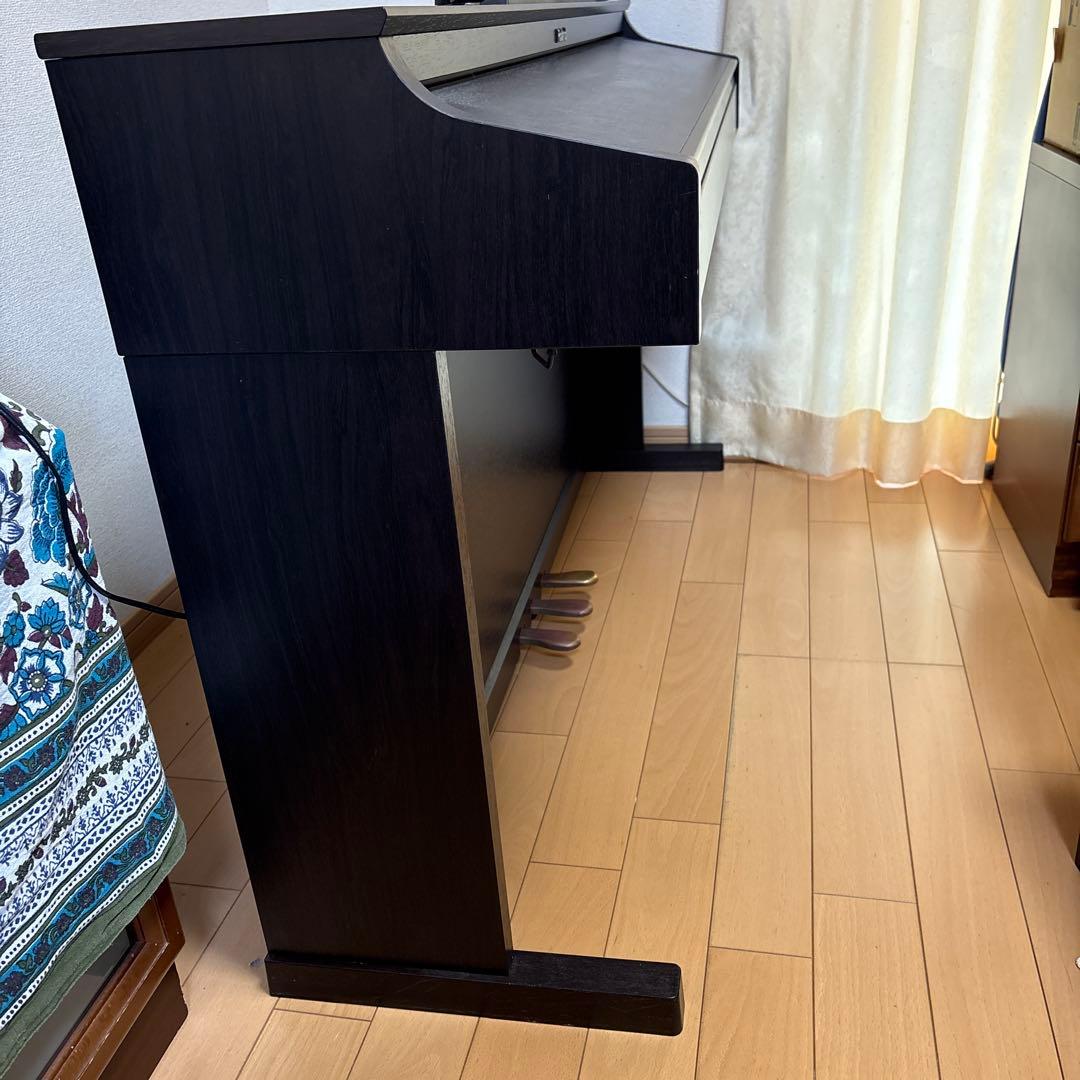 Roland ローランド 電子ピアノ HP302 88鍵 3本ペダル たのメル便