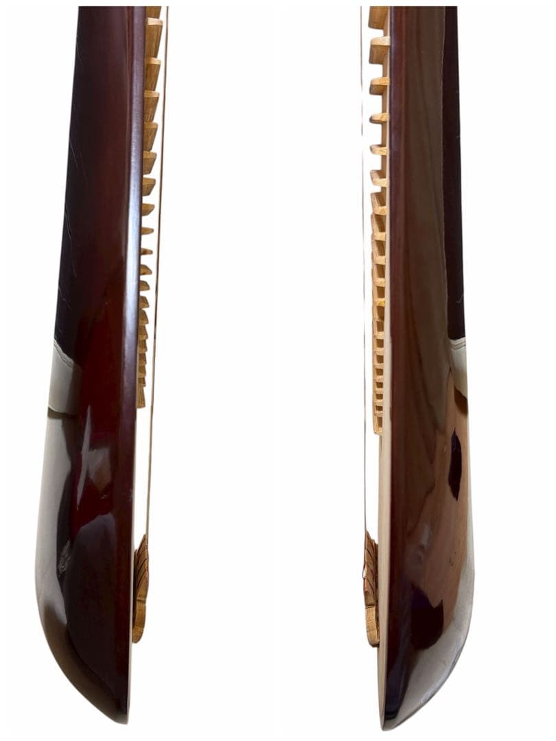 【美品】牡丹彫刻付き 中国琵琶 ピーパ 響き豊かな工芸モデル　新品弦1.2付き