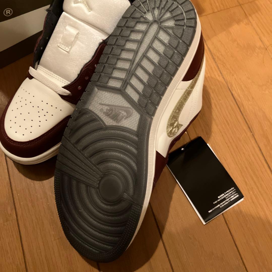 シューズ(男性用) NIKE WMNS AIR JORDAN 1 LOW SE CNY 26.5cm