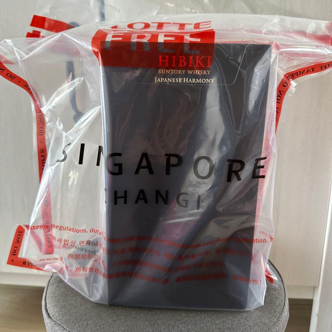 サントリー　響　マスターズセレクト　意匠ボトル(BOX入り) 海外限定ボトル