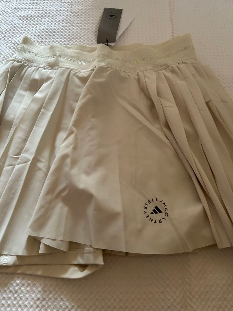 アディダス バイ　ステラマッカートニー　テニスウェア　US-Mサイズ　新品