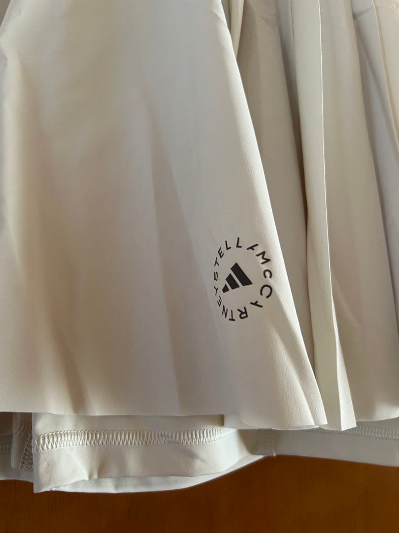 アディダス バイ　ステラマッカートニー　テニスウェア　US-Mサイズ　新品