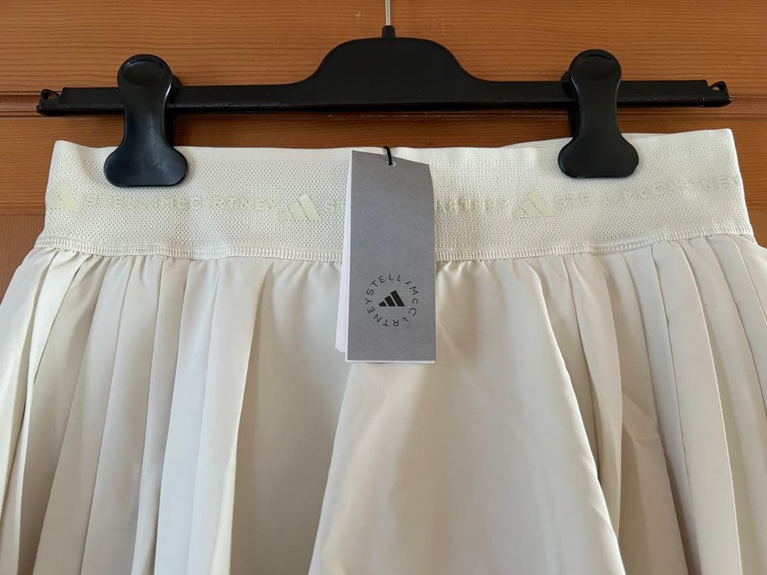 アディダス バイ　ステラマッカートニー　テニスウェア　US-Mサイズ　新品