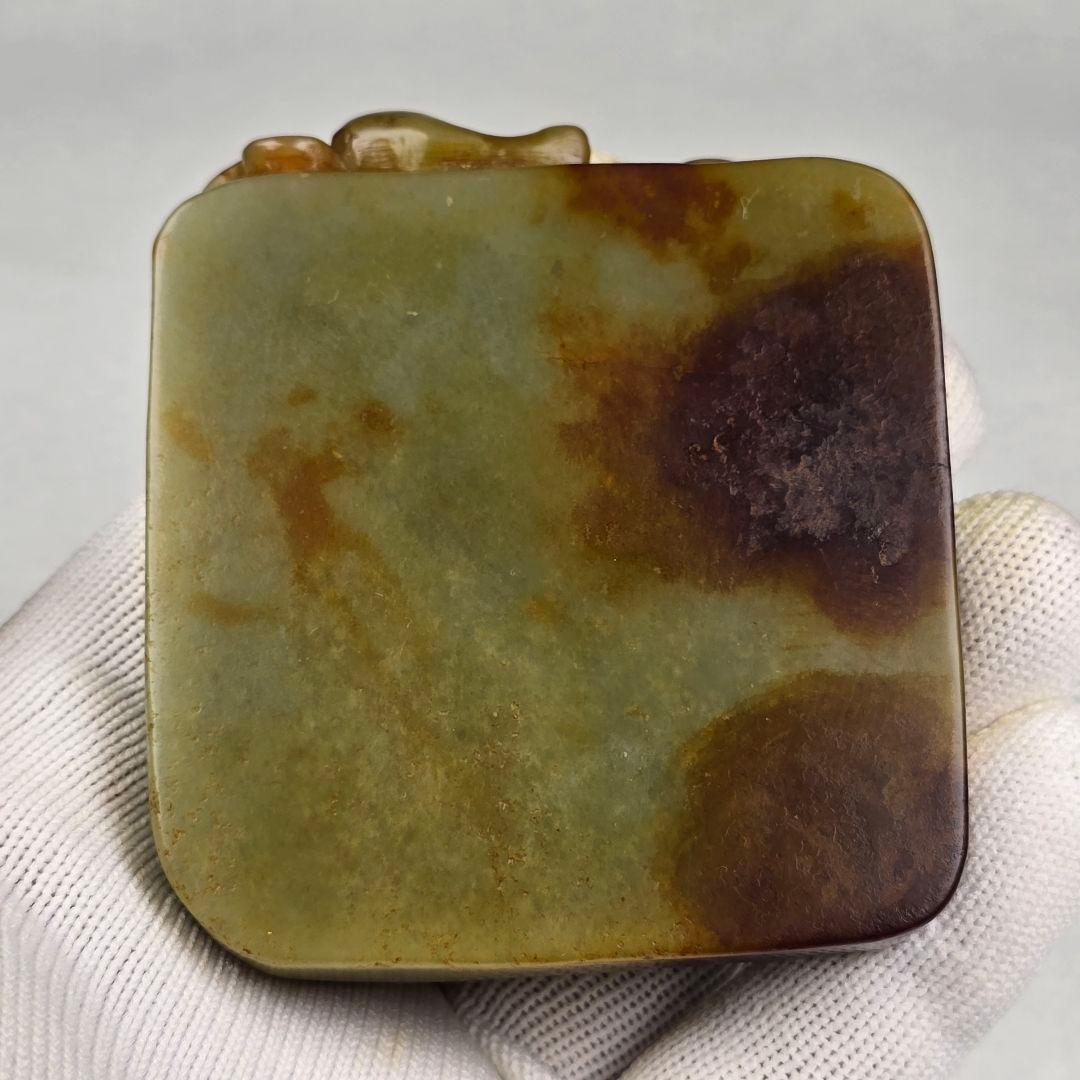 貴重 文房具 本物和田玉 原石 子石 手彫 清代 螭龍紋 筆添 硯 墨池 置物