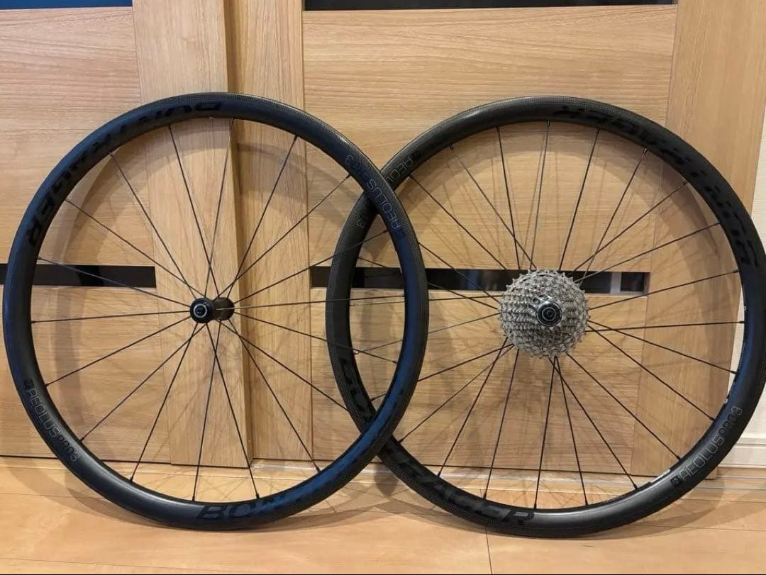 BONTRAGER AEOLUS PRO 3 TLR カーボン前後35mm