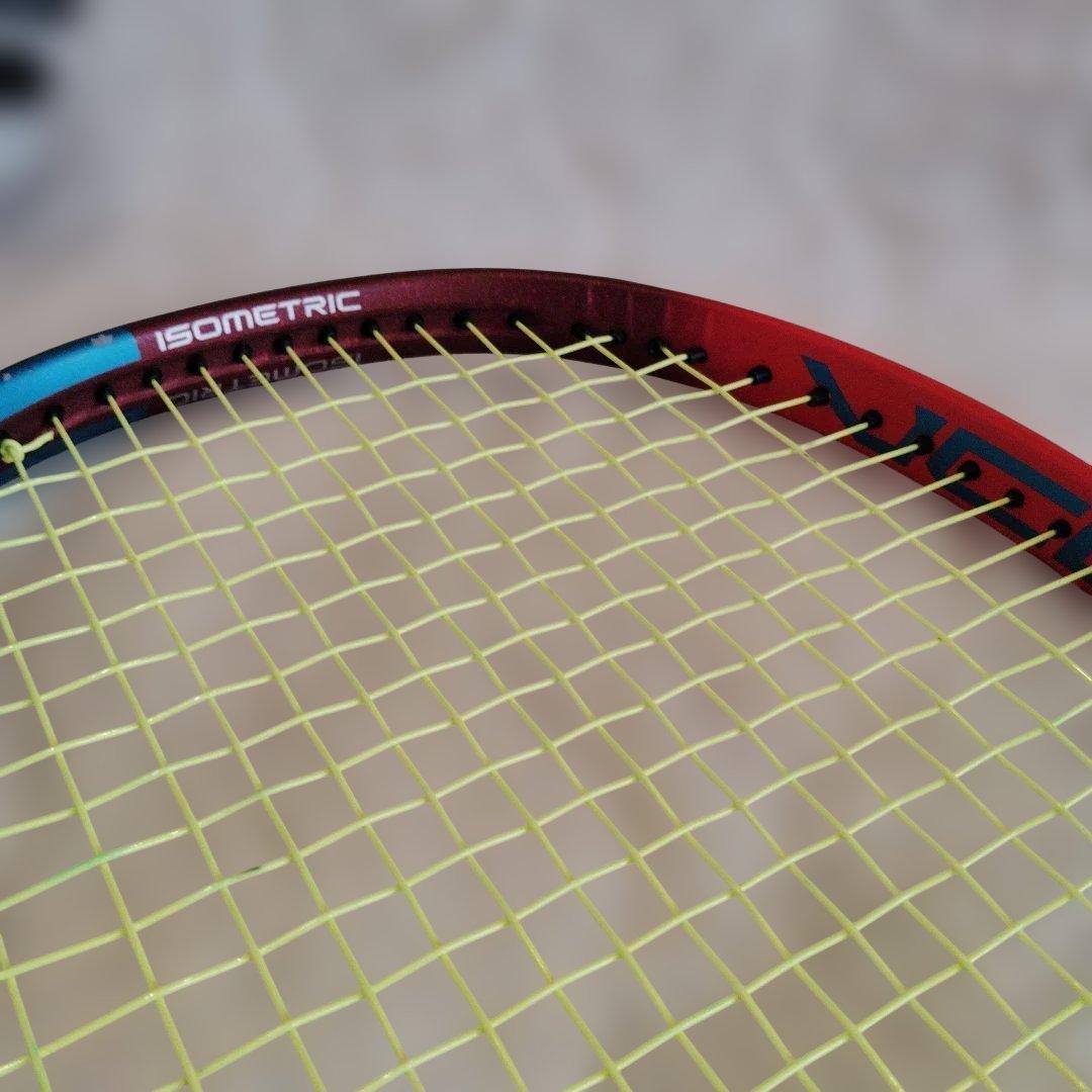 美品ブイコア100YONEX テニスラケット　G2