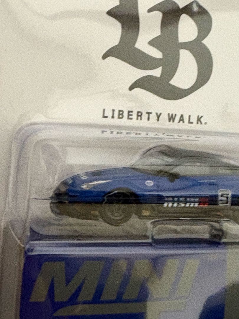 MINIGT リバティーウォーク R35 GT-R