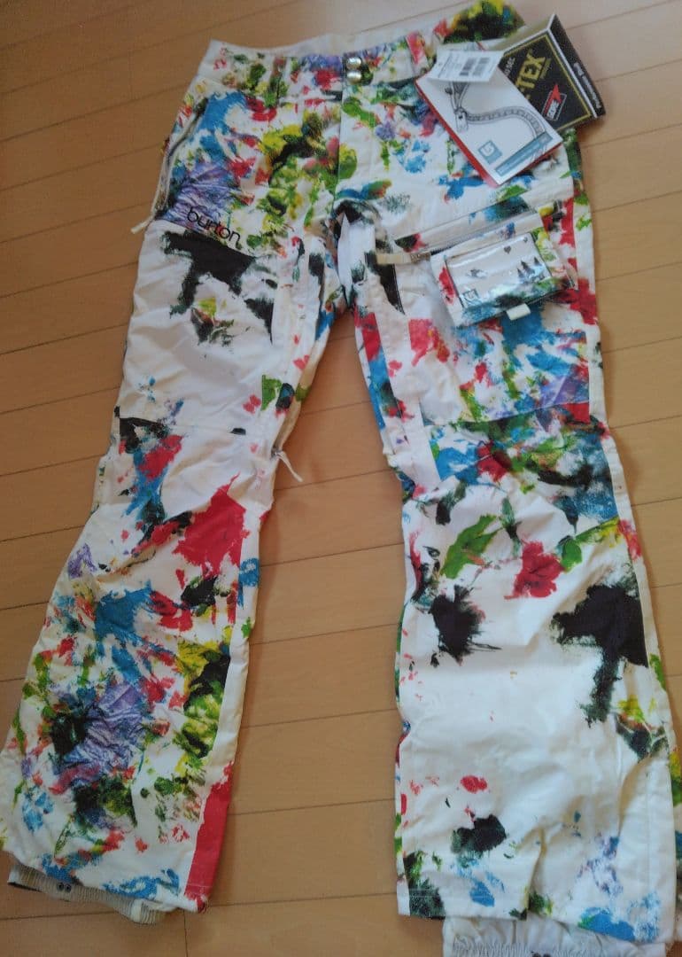 未使用⭐BURTON スノボ　ウェア（レディース）