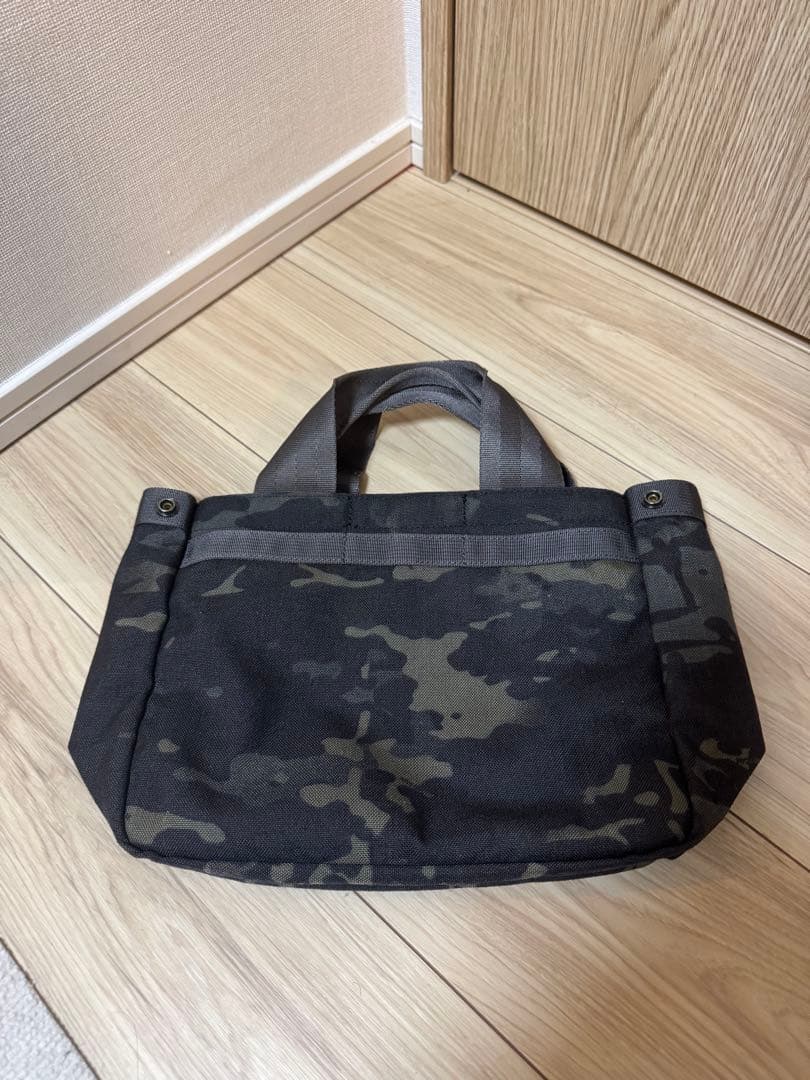 BRIEFING 迷彩トートバッグ