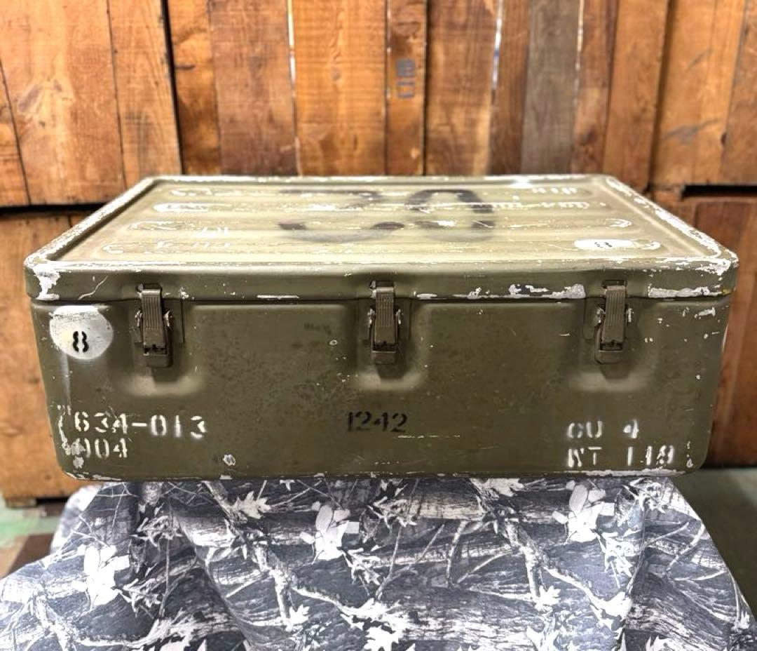 レアお宝品！Vintag！ミリタリー コンテナ 米軍 USA 弾薬庫　収納箱②