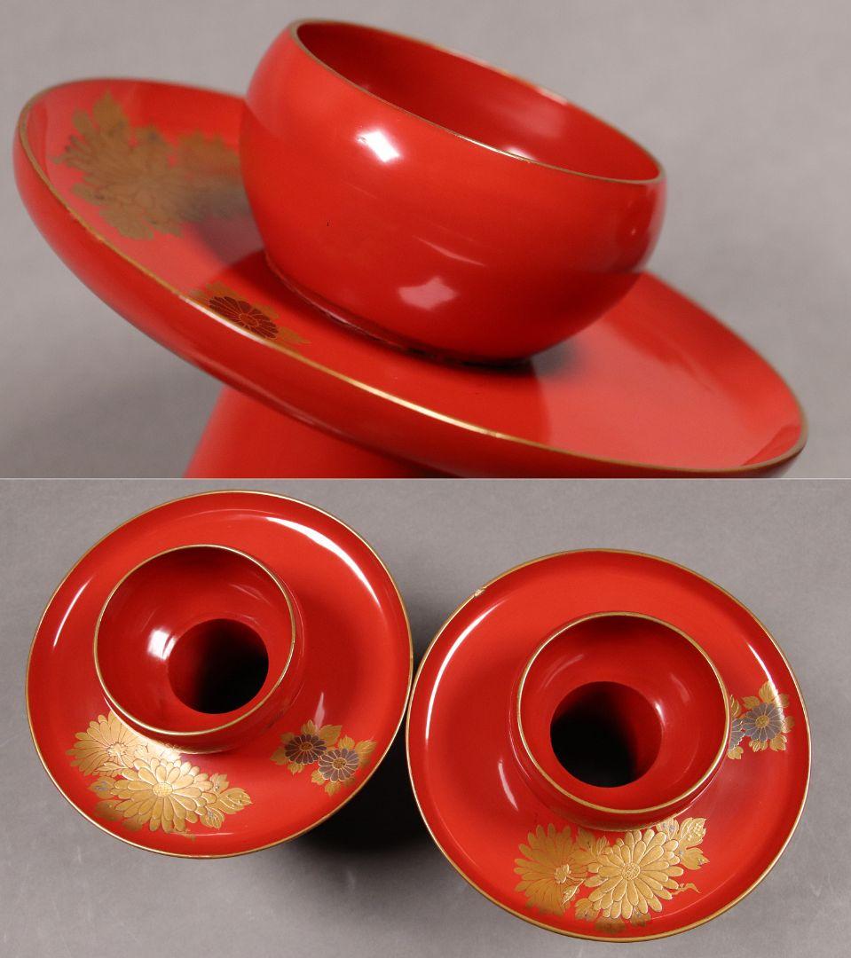 M674/ 時代木製漆器 菊に波金銀蒔絵朱塗茶台一対 伊万里赤絵茶器付 金銀切金