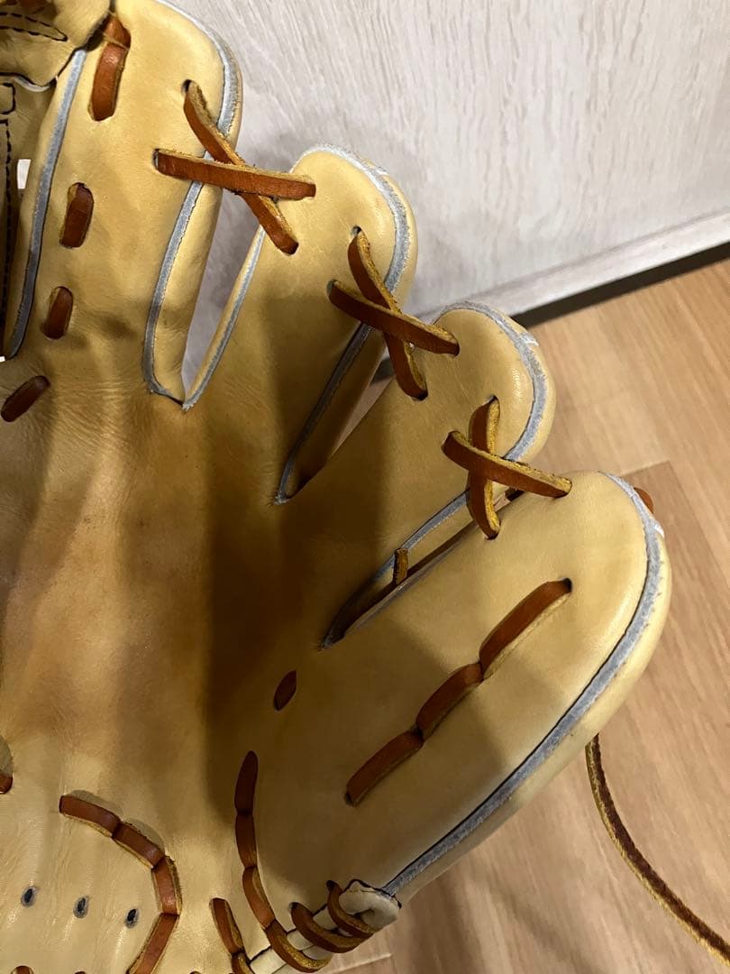 Greedy 投手用グローブ　特殊重心