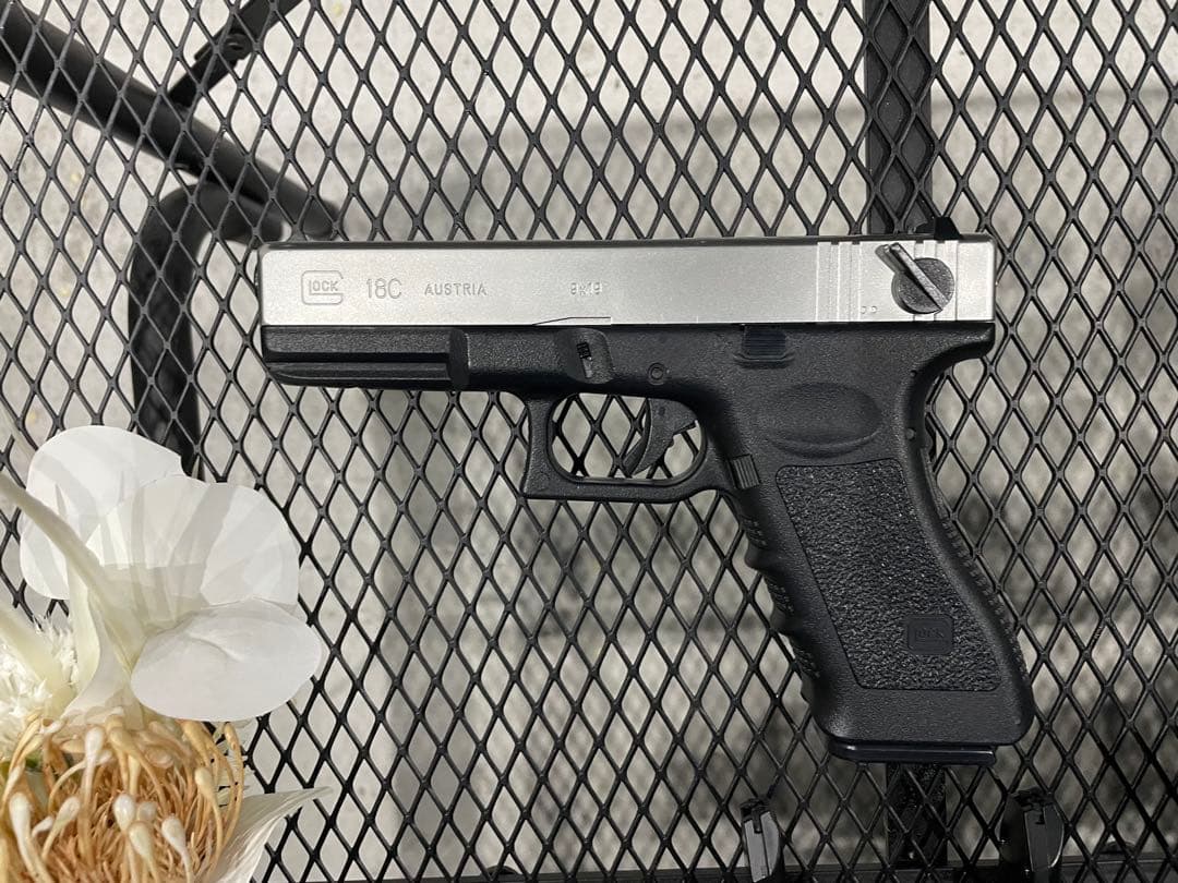 Glock 18C 電動ガン シルバー/ブラック　サバゲー　個人装備一式セット