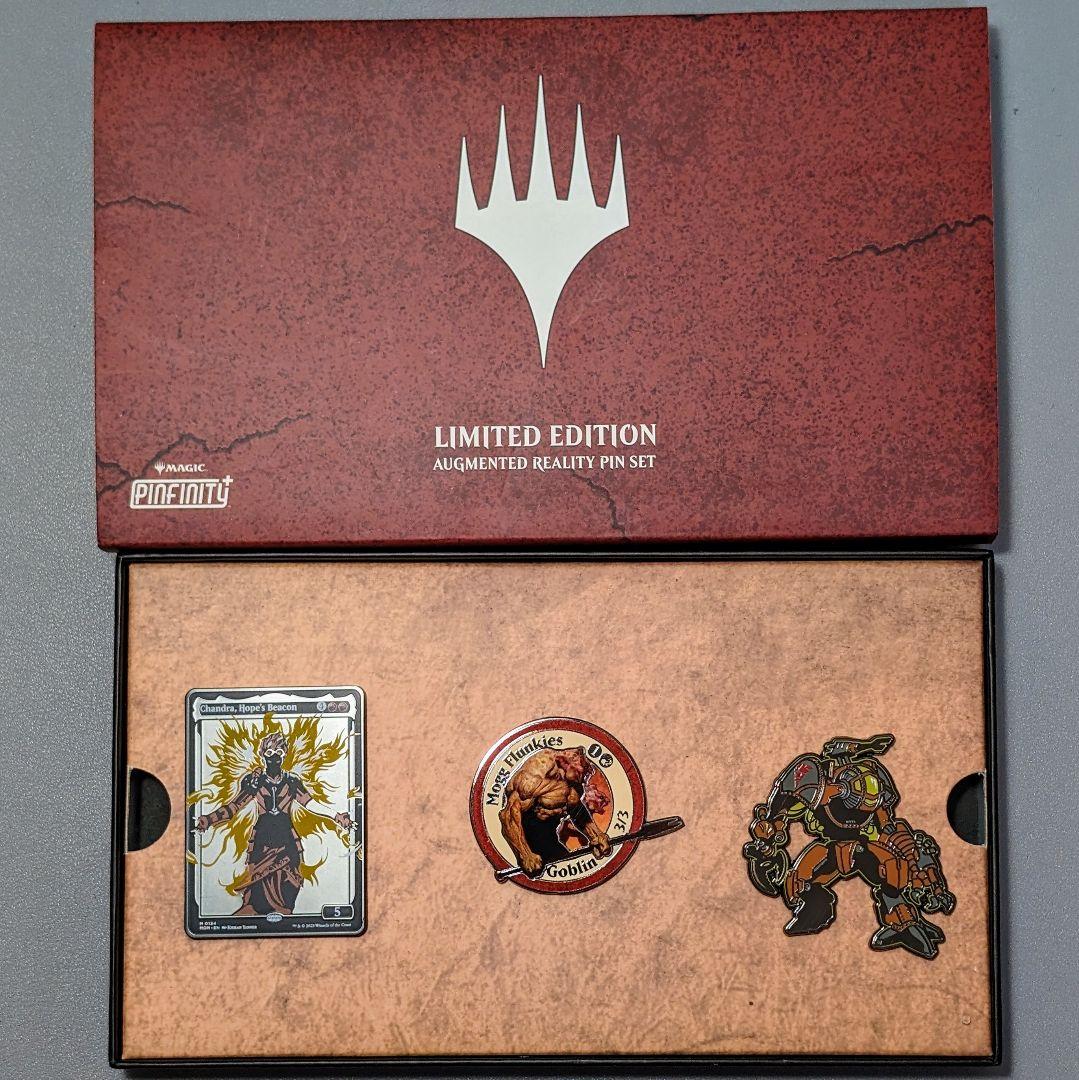 【未使用】Pinfinity　Red Collection　ピンズセット