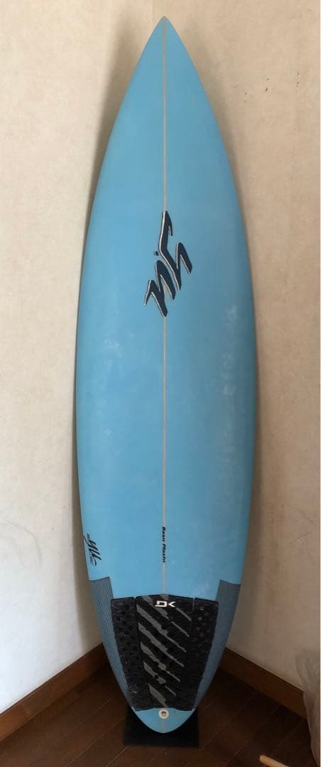 y.uサーフボード　5'11\"