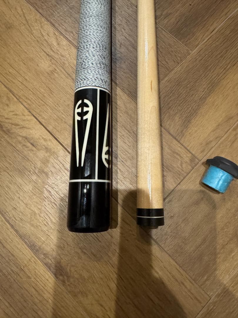 McDermott cue E-K1　ビリヤードキュー