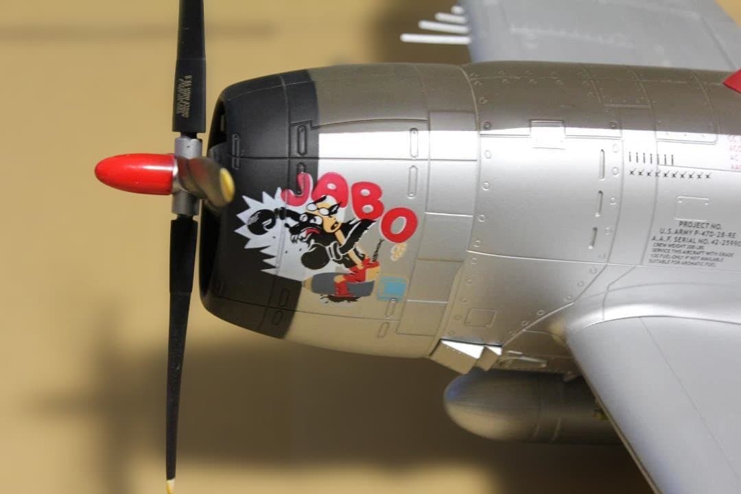 21st Century toys 1/18半完成品 P-47 サンダーボルト