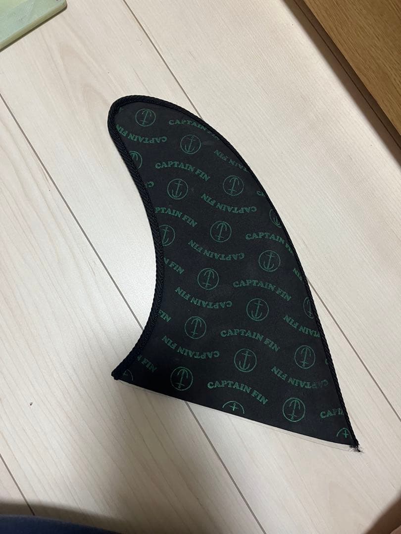 CAPTAIN FIN タイラーウォーレン