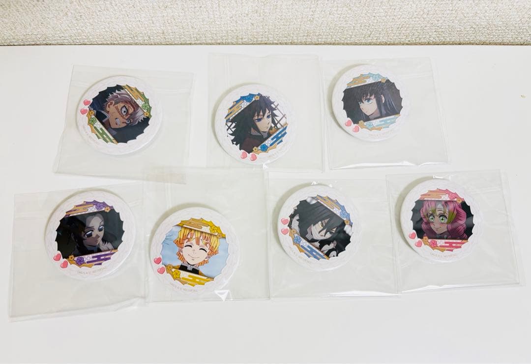 7点　プリロール　缶バッジ　　鬼滅の刃