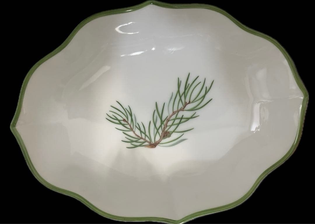 希少　アウガルテン　AUGARTEN モミの枝　プレート　2客　ハンドペイント