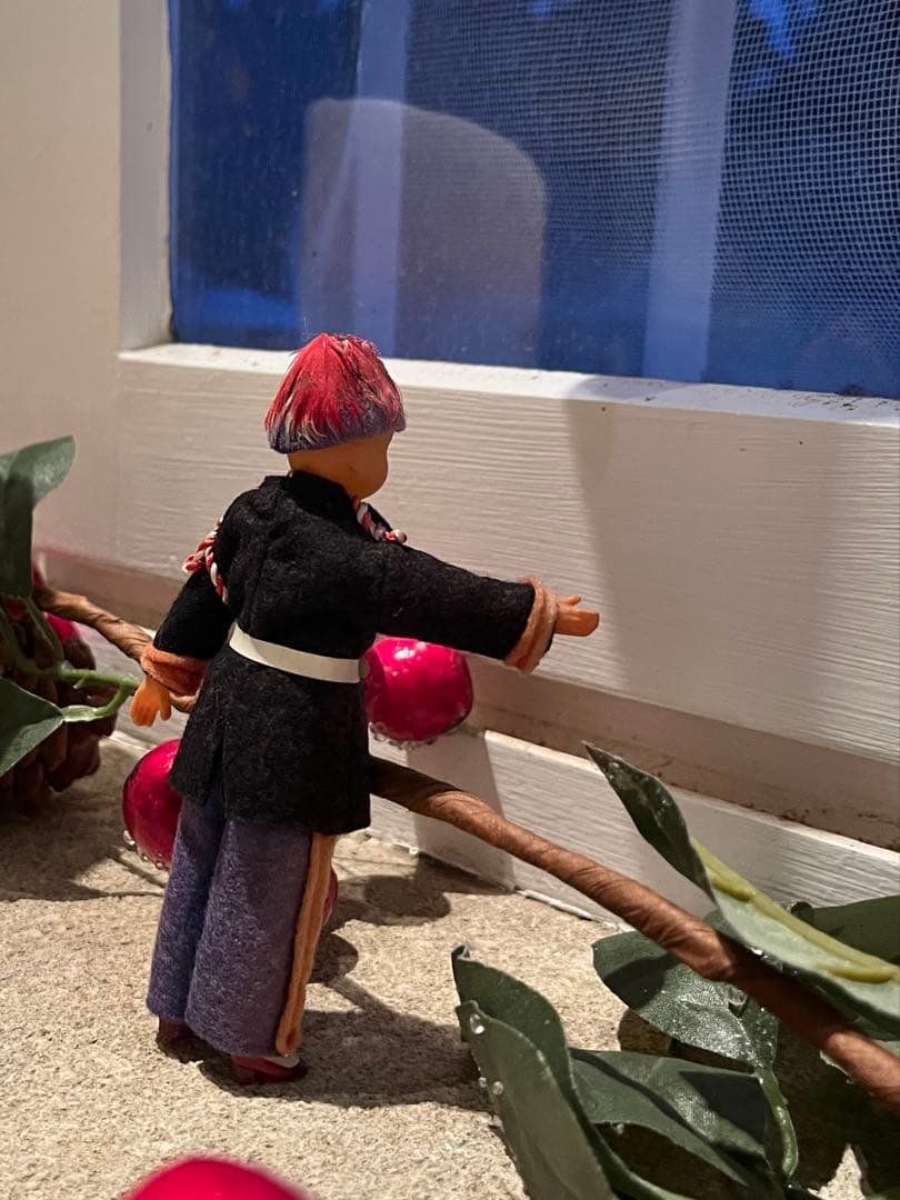 ◆フランスアンティーク｜超希少モナコ兵隊ミニドールDセルロイド民族衣装男制服軍隊