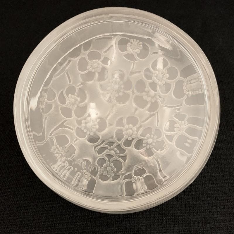 ルネ・ラリック パウダーケース LE LYS ドルセー（D'ORSAY)