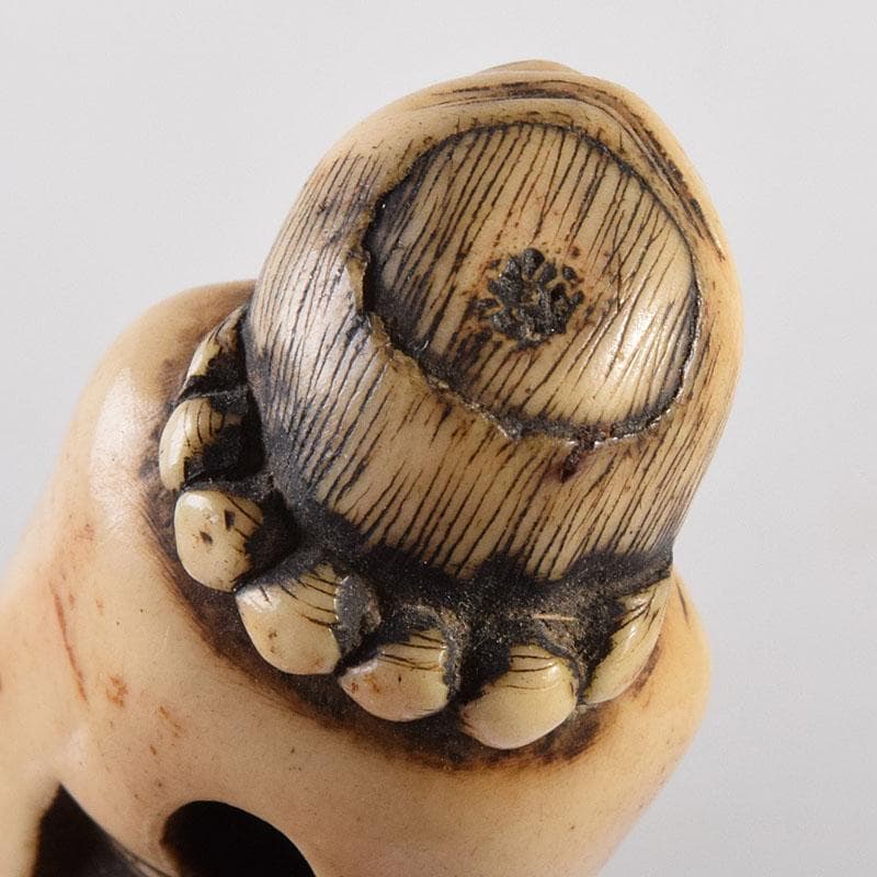 時代提げ物　獣骨製　翁　人物　根付　V　6915