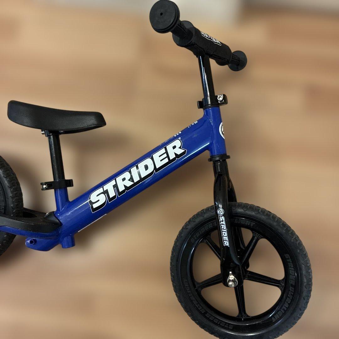STRIDER ストライダー スポーツモデル　ブルー 12インチ