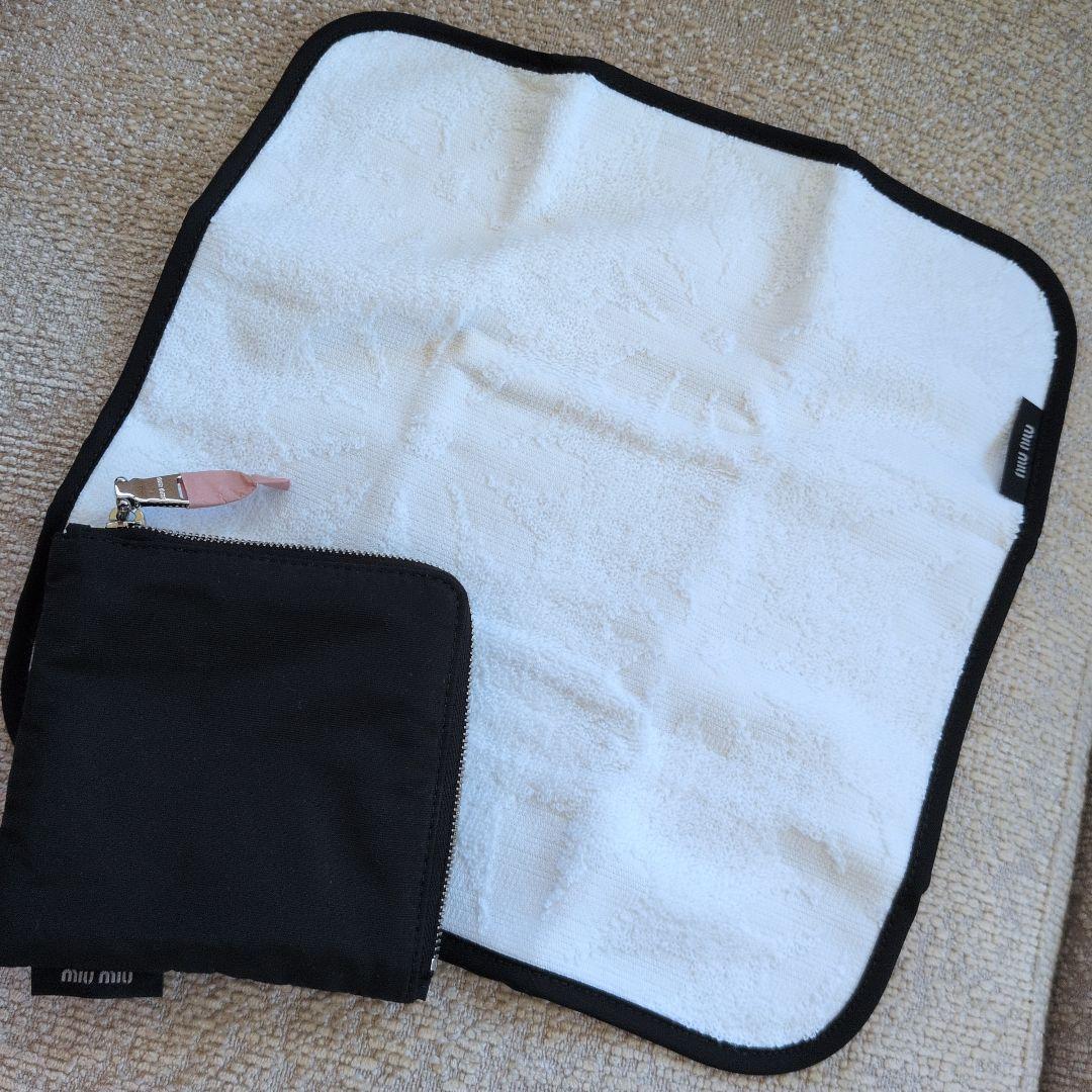 ミュウミュウ非売品③　タオルハンカチ＆ポーチセット　小物入れ　財布
