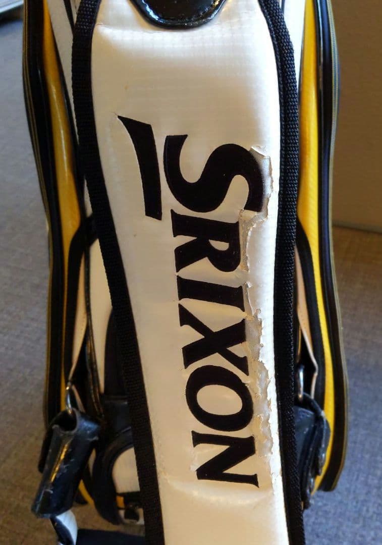 スリクソン　ツアーモデル　キャディバック