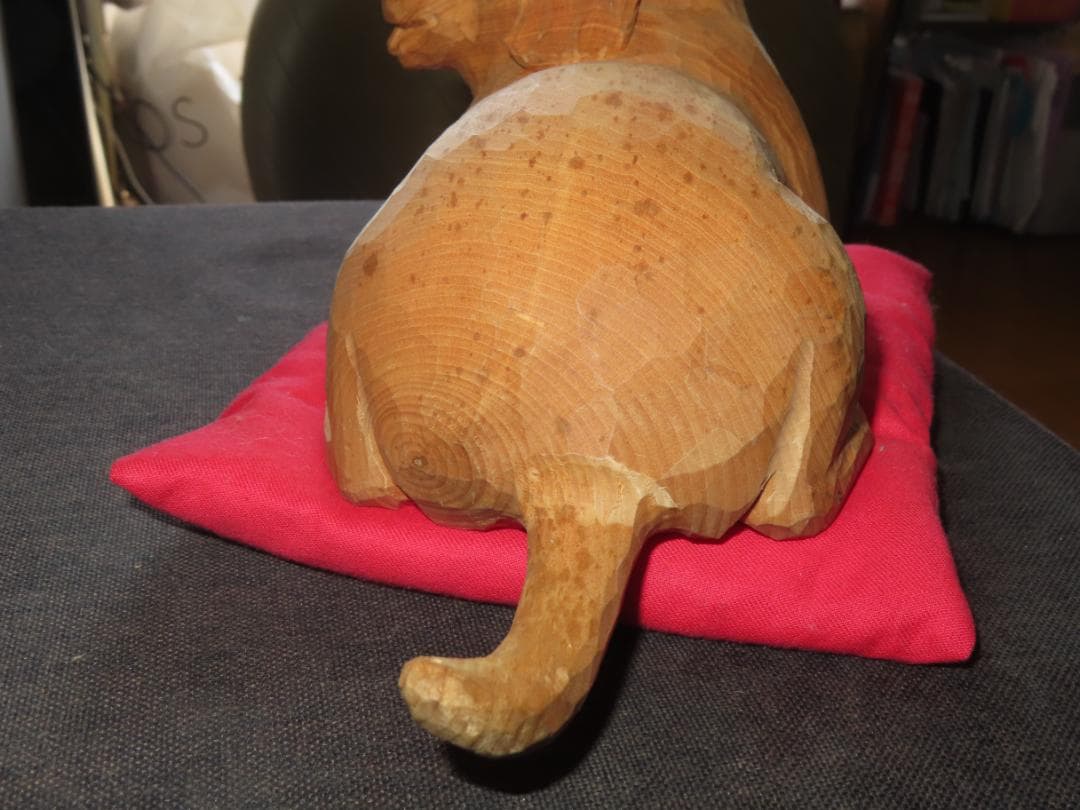 2 金岡作 金岡茂幸？　犬　イヌ 一刀彫　木彫り　木彫刻　アイヌ　北海道