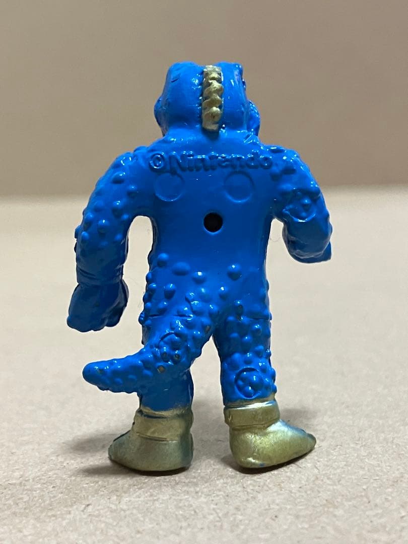 ファミコンチョコ第4弾　ダイラ　彩色版　ゼルダの伝説　消しゴム