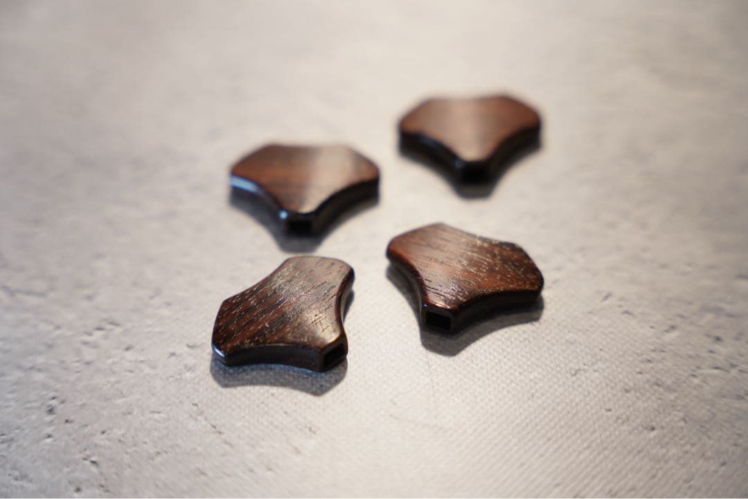 ローズウッドカスタムペグボタン　ベース用GOTOHペグ互換品