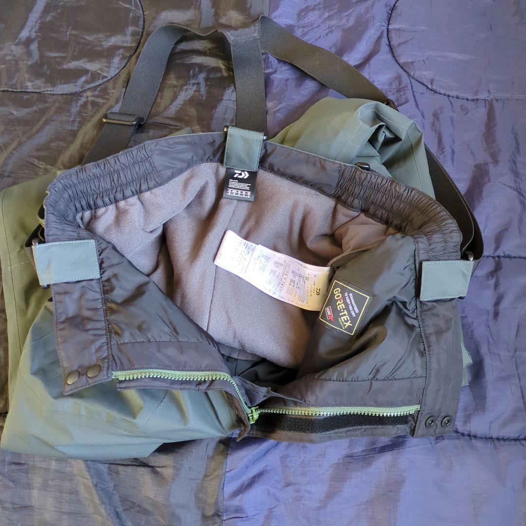 DAIWA　GORE-TEX　ウィンタースーツ　DW-1921　色グリーン