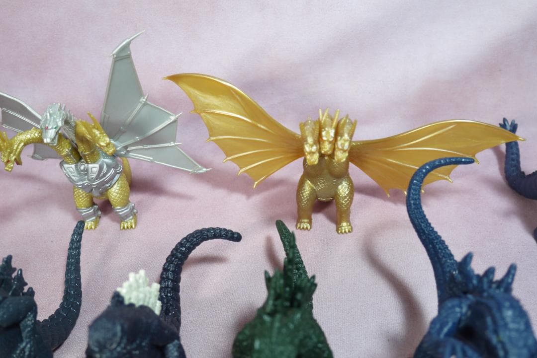 ハイパーゴジラ　ハイパーガメラ　24体