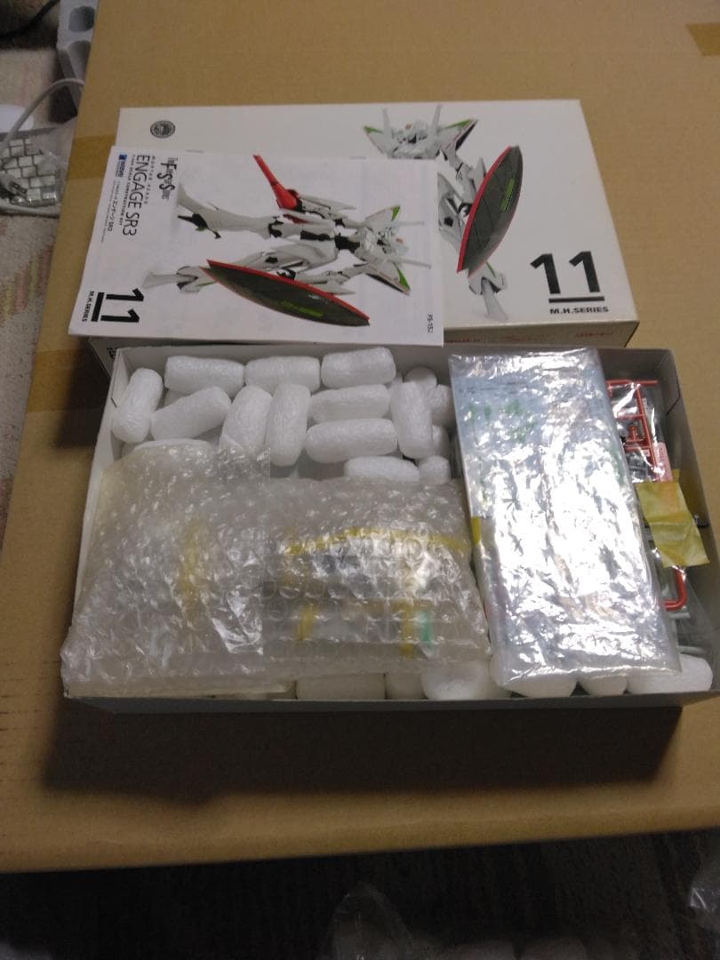 【塗装済・完成品】 FSS エンゲージ SR3　1/144