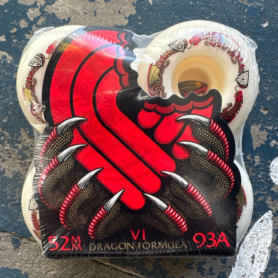Powell Peralta ドラゴンフォミラー V1 52mm 93A