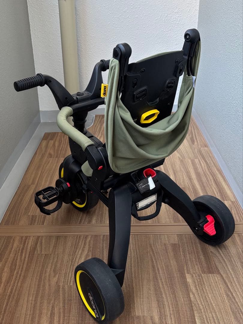 リキトライク　折りたたみ三輪車　【中古】