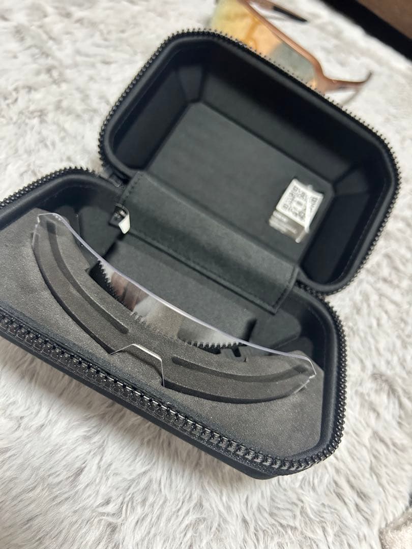 ワンハンドレッド　100% フアン・ソト選手着用モデル　スポーツサングラス