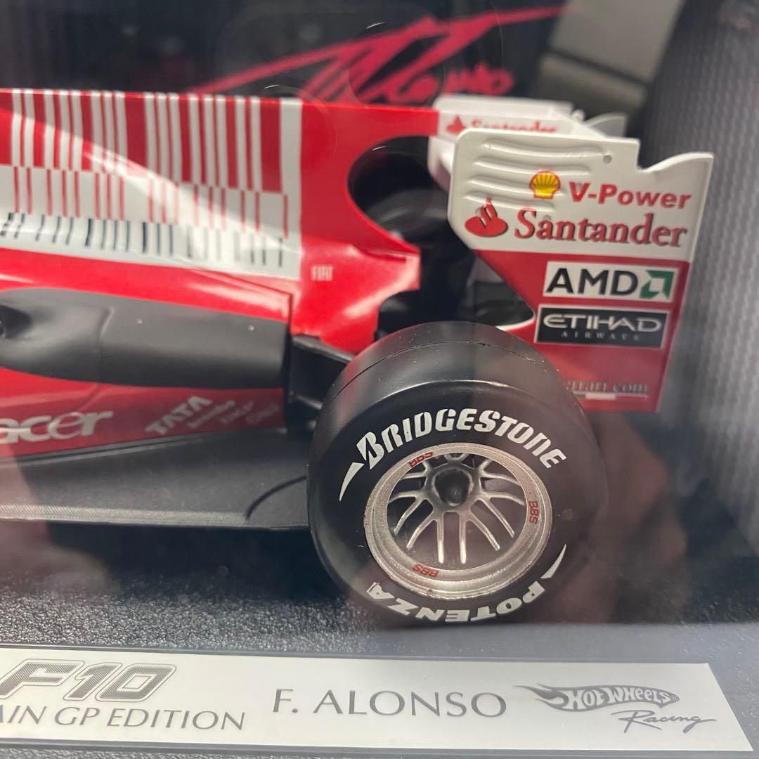 アロンソ直筆サイン入り Ferrari F10 Bahrain GP 1/18