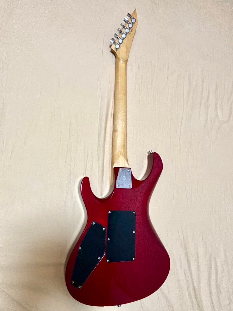 【ユキ】ESP MV-QM(Maverick Quilted Maple)