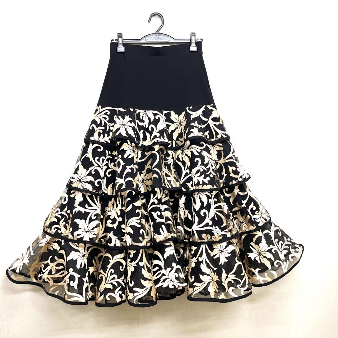 新品 社交ダンス セットアップ 黒地にゴールドプリント ドルマンスリーブ